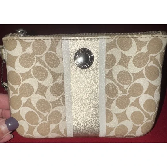 Coach Chelsea Wristlet Wallet Heritage Stripe Khaki/Gold Signature Canvas F43894 - Picture 2 of 8